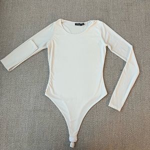 Boohoo Women’s White Long Sleeve Bodysuit - Size 2